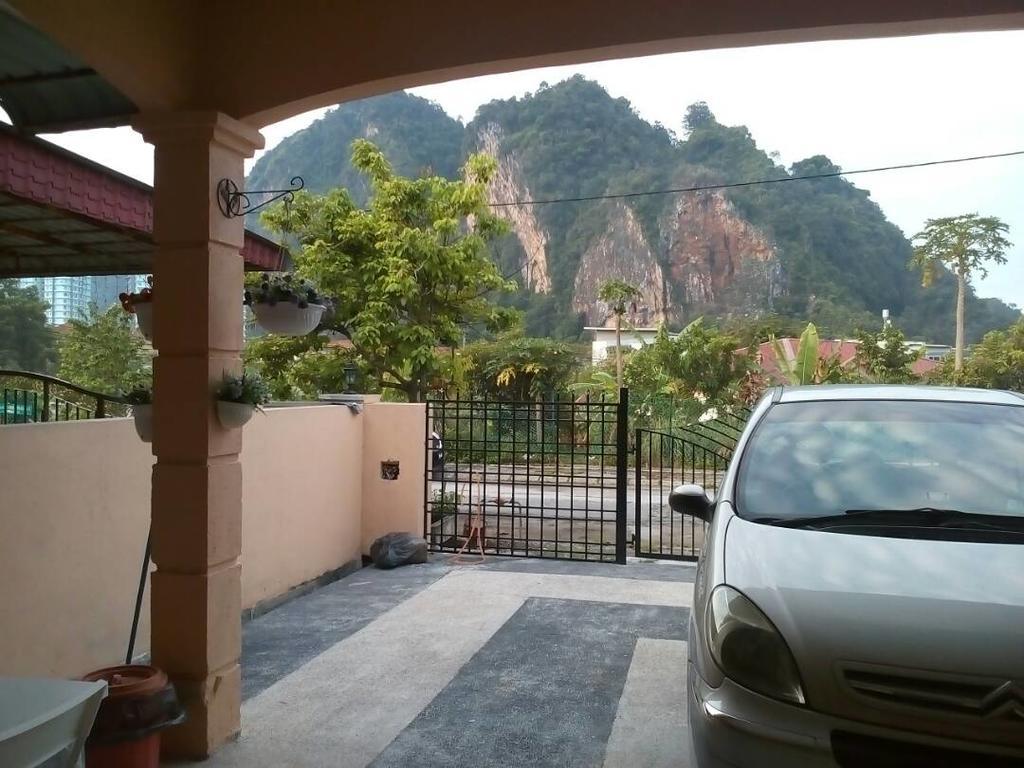 Ainis Guest House At The Lst World Of Tambun Ipoh Perak Exterior foto